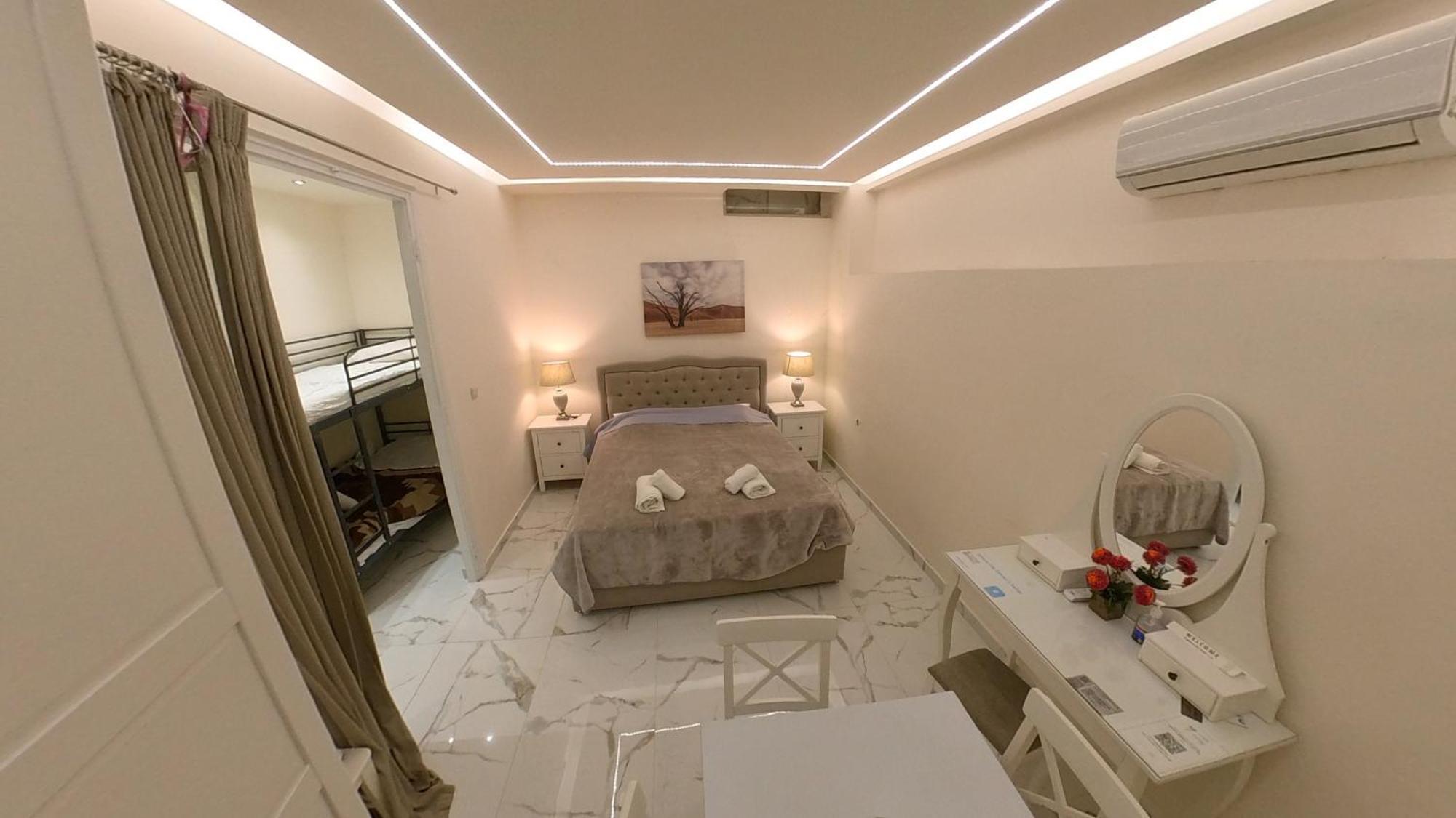 Double or Twin Room Bathroom